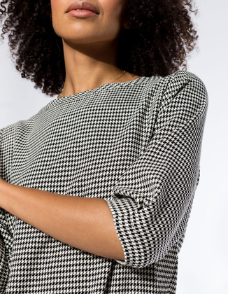 SUKIENKA OVERSIZE W KURZĄ STOPKĘ