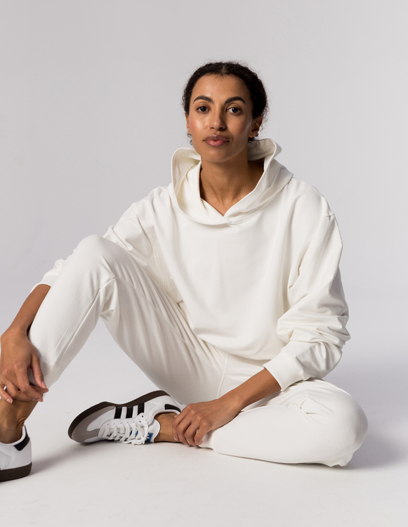  BLUZA Z KAPTUREM JENNY CREAM
