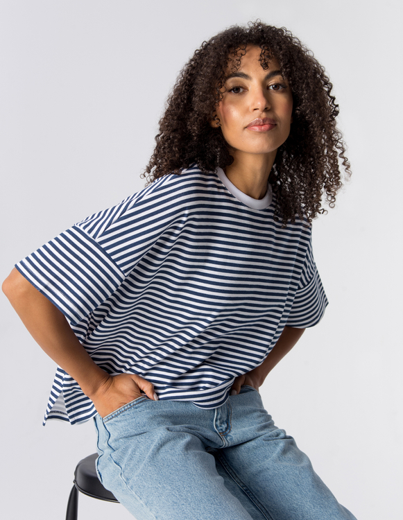 T-SHIRT ERIN WHITE/NAVY