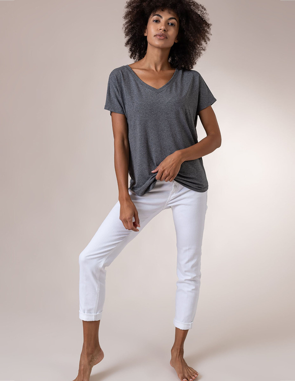 DARK GREY LOOSE-FITTING TEE WITH V-NECK