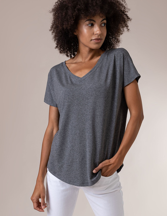 CIEMNOSZARY LUŹNY T-SHIRT W SEREK