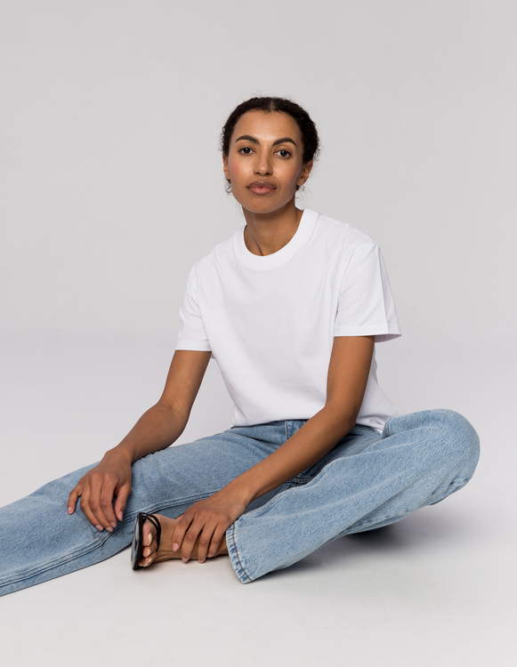 WHITE T-SHIRT EASY