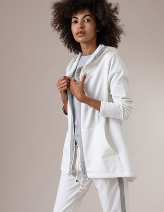 CREAM-COLORED ZIP-UP SWEATSHIRT