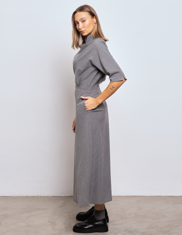 WEŁNIANA SUKIENKA CARLY GREY