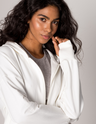 CREAM HOODIE BETTY